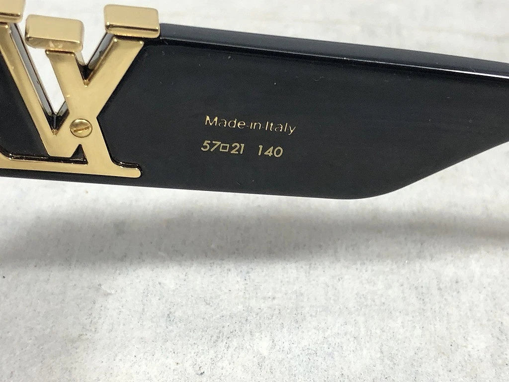 Louis Vuitton Sunglasses – LV Icon Cat Eye Black Z1733E (Pre-owned, Box)