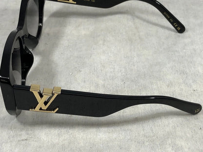 Louis Vuitton Sunglasses – LV Icon Cat Eye Black Z1733E (Pre-owned, Box)