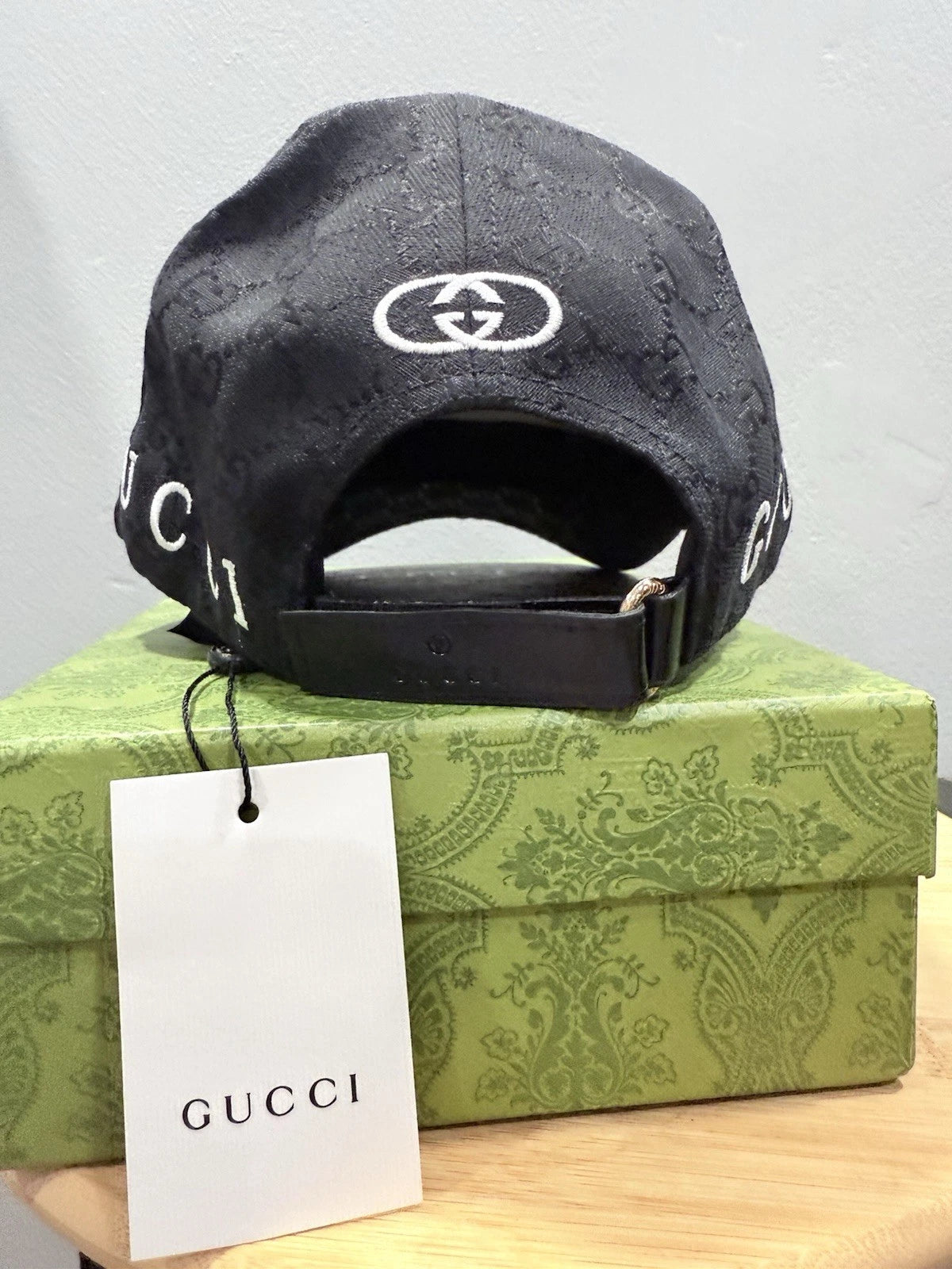 Gucci Black Baseball Cap – Men's One Size