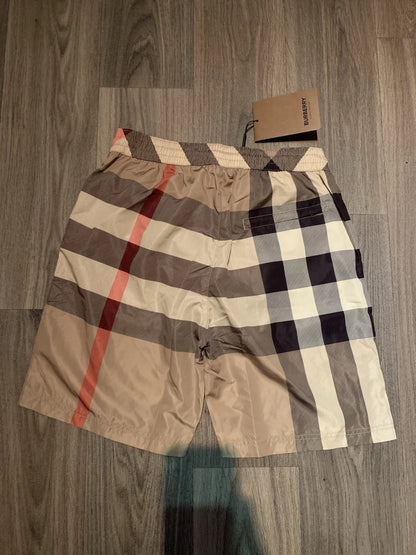 Burberry Men's Shorts – Nova Check Cotton Chino (Beige, Size L)