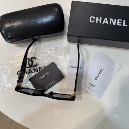 CHANEL 5534 Black Rectangle Sunglasses – Unisex – 54mm